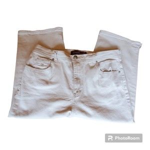 Gloria Vanderbilt Amanda Capri Pants Khaki Size 14